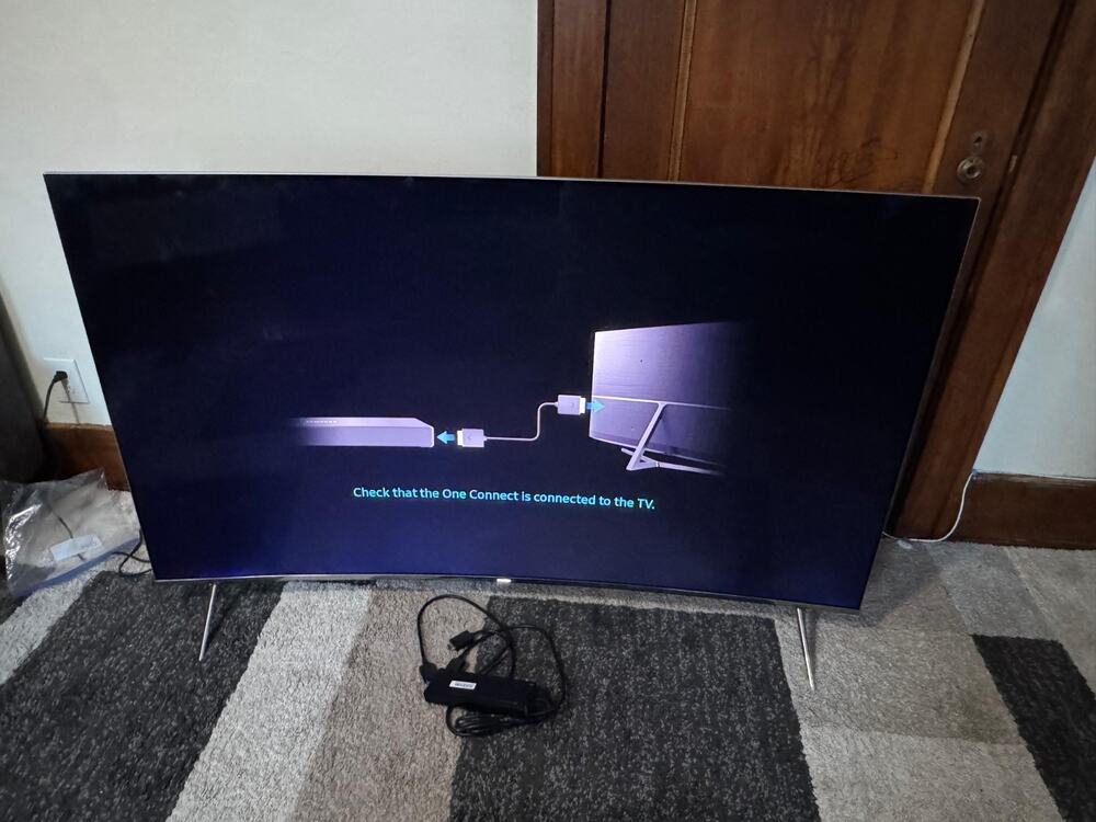 Samsung curved TV 65 Inch 4k Smart TV UN65KS8500FXZA